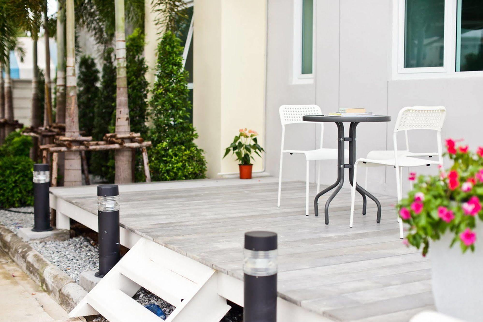 Rangh Place Ban Map Samet Daeng Exterior foto